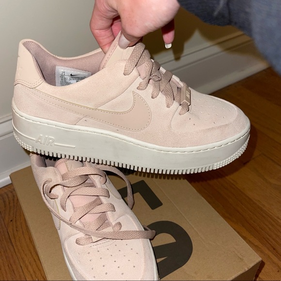 Nike Womens Sage Low - Picture 5 of 8